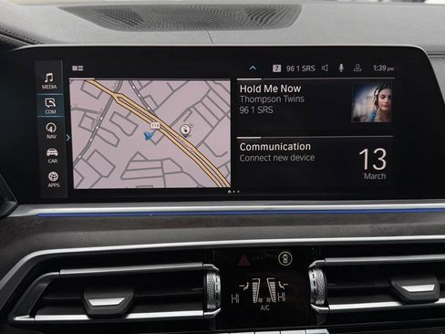 Used 2023 BMW X5 xDrive45e image 39