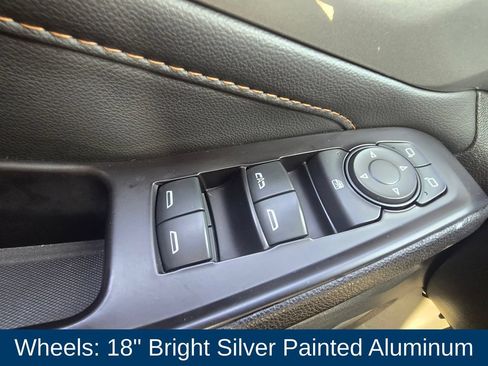 Used 2020 Chevrolet Traverse LT AWD/4WD image 23