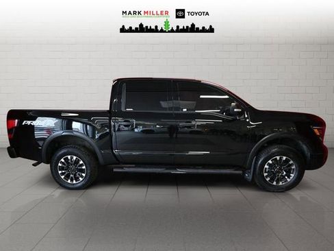 Used 2022 Nissan Titan PRO-4X w/ Pro-4x Convenience Package image 6