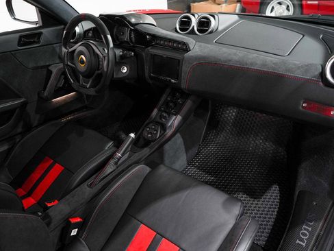 Used 2021 Lotus Evora image 16