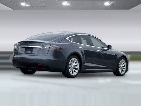 Used 2017 Tesla Model S 100D image 8