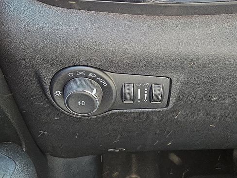 Used 2024 Jeep Compass Trailhawk AWD/4WD image 26