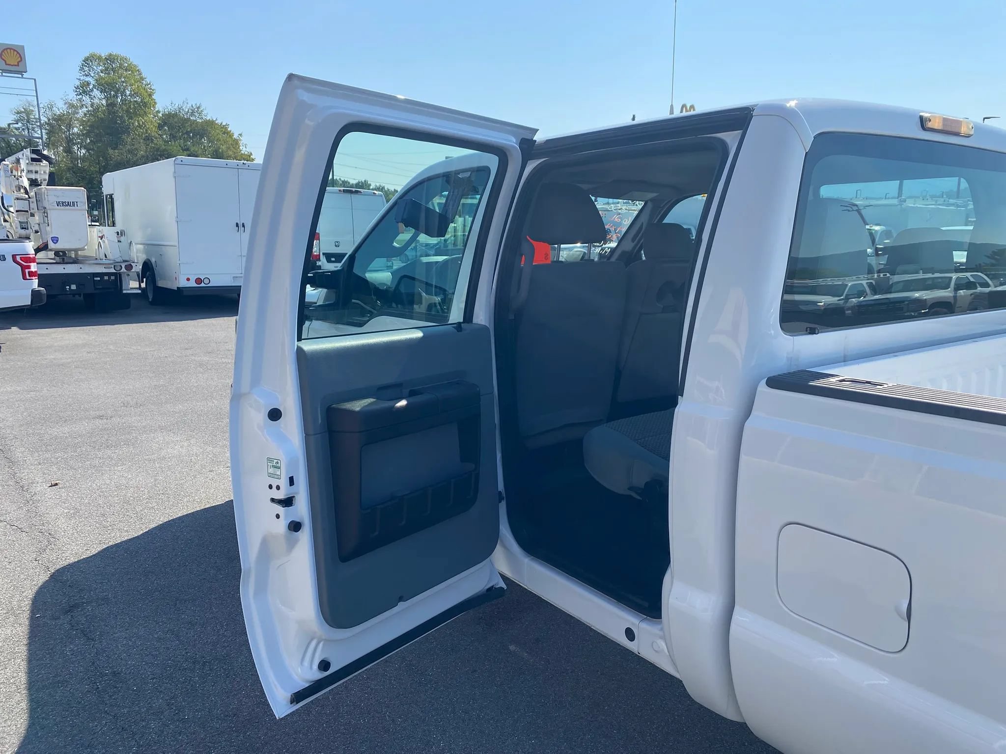 Used 2016 Ford F350 XL AWD/4WD image 21