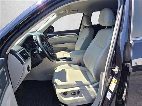 Used 2018 Volkswagen Atlas SE FWD image 14