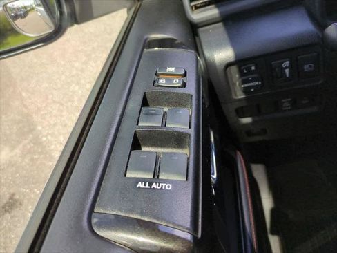 Certified 2022 Toyota 4Runner TRD Off-Road AWD/4WD image 21