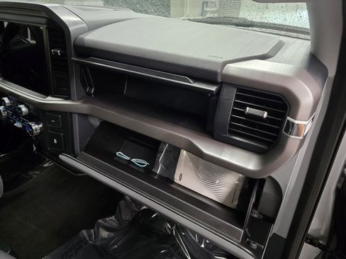 Used 2025 Ford F150 XLT w/ Equipment Group 301A Standard image 35