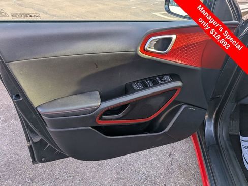 Used 2022 Kia Soul Turbo image 14