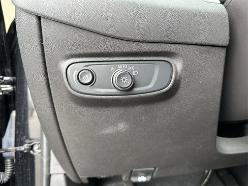 Certified 2024 Chevrolet Equinox LT image 19