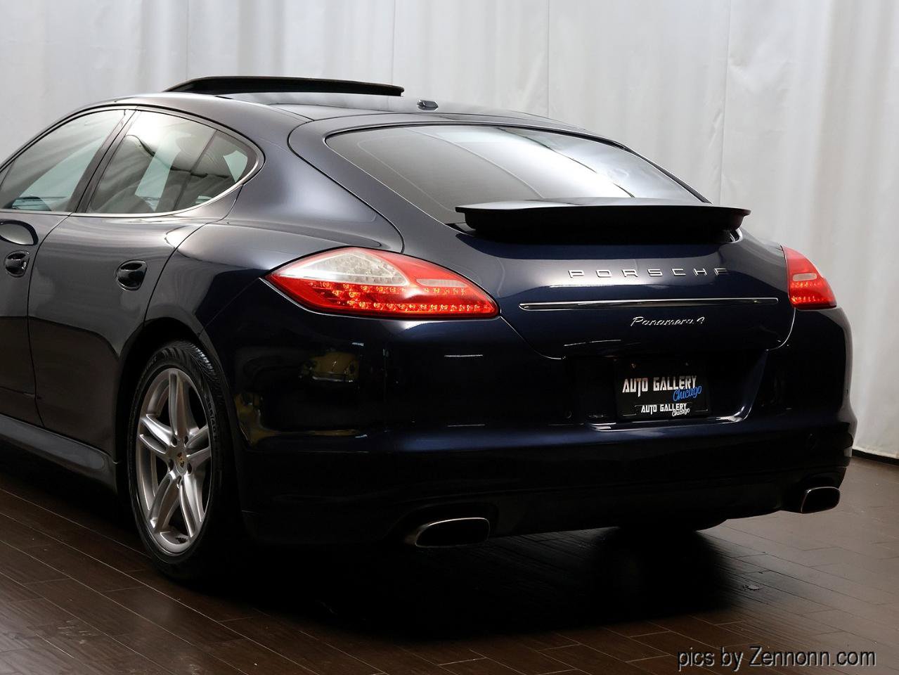 Used 2012 Porsche Panamera 4 image 8