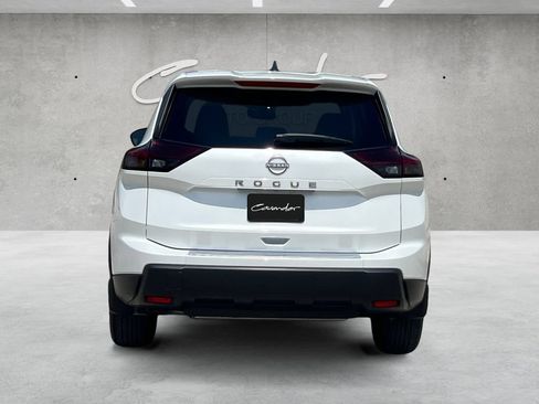 Certified 2026 Nissan Rogue SV w/ Cold Weather Package FWD image 15