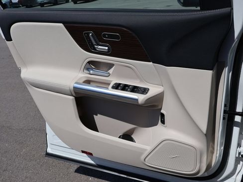 New 2026 Mercedes-Benz GLA 250 4MATIC image 35