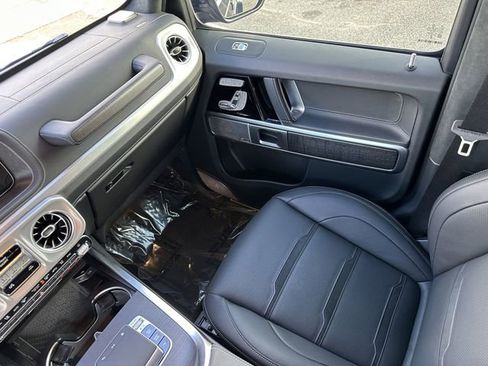 Used 2025 Mercedes-Benz G 63 AMG 4MATIC image 17