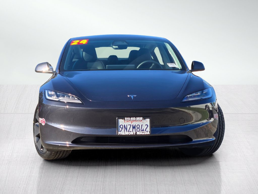 Used 2024 Tesla Model 3 Standard Range RWD image 2