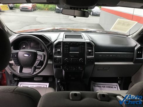 Used 2017 Ford F250 XLT w/ XLT Value Package AWD/4WD image 30
