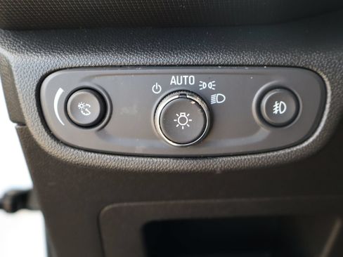 Used 2023 Chevrolet TrailBlazer LT FWD image 14