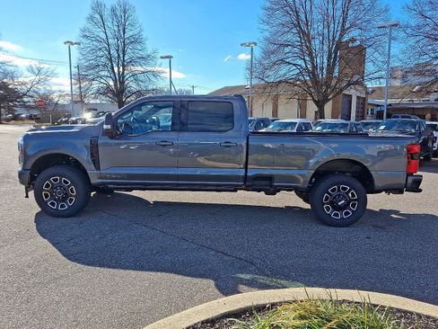 New 2026 Ford F350 Platinum image 4