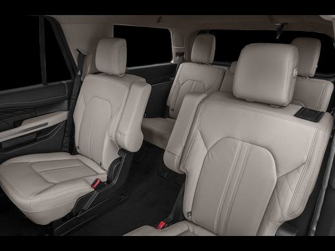 Used 2020 Ford Expedition Platinum AWD/4WD image 13