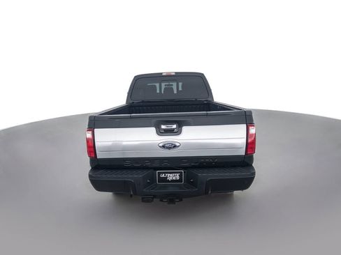 Used 2015 Ford F250 Platinum w/ FX4 Off-Road Package AWD/4WD image 6