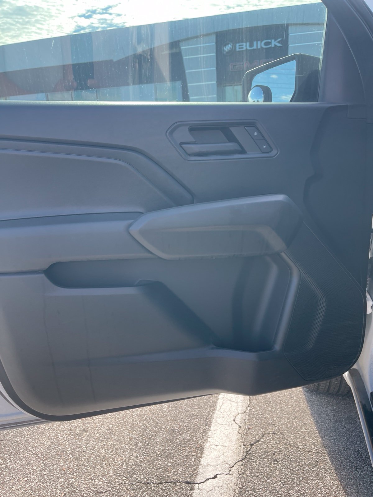 Used 2023 Chevrolet Colorado W/T RWD image 16