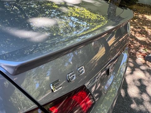Used 2012 Mercedes-Benz E 63 AMG Sedan image 23