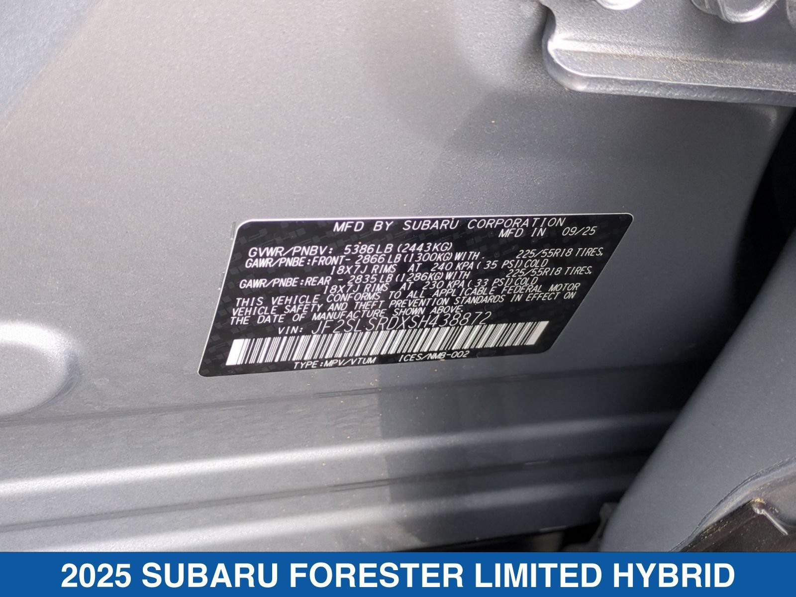 Certified 2025 Subaru Forester Limited AWD/4WD image 40