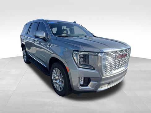 Used 2023 GMC Yukon Denali AWD/4WD image 17