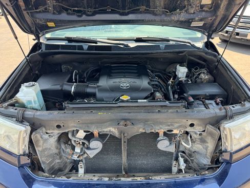 Used 2013 Toyota Tundra Limited AWD/4WD image 22