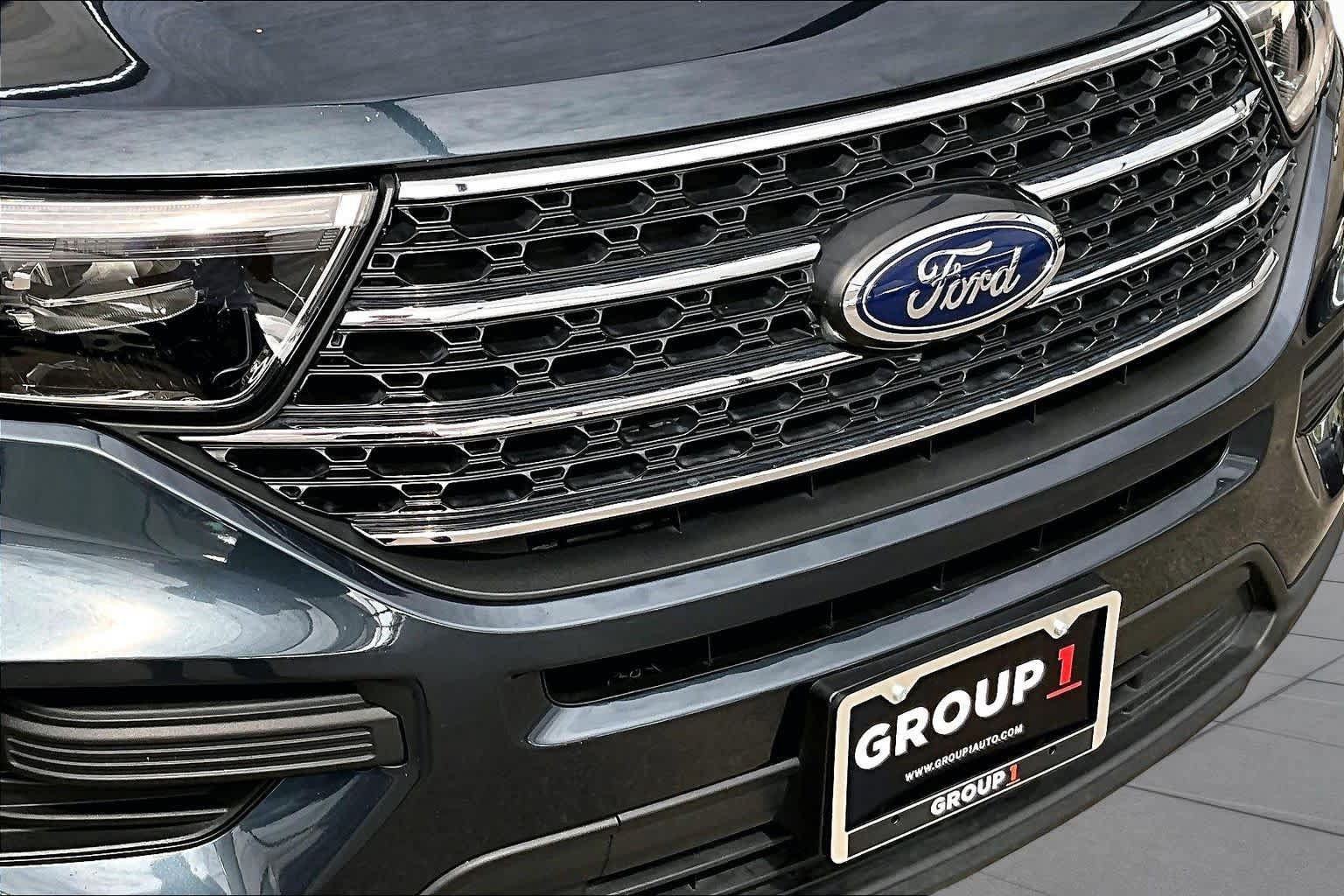 Used 2023 Ford Explorer XLT RWD image 28