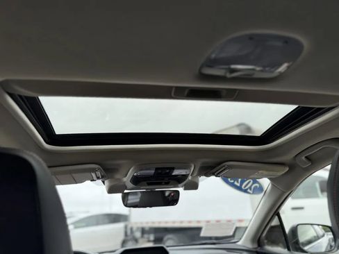 Used 2023 Subaru Crosstrek 2.5i Limited image 13