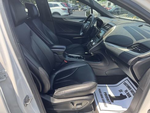 Used 2016 Lincoln MKC Premiere AWD/4WD image 9