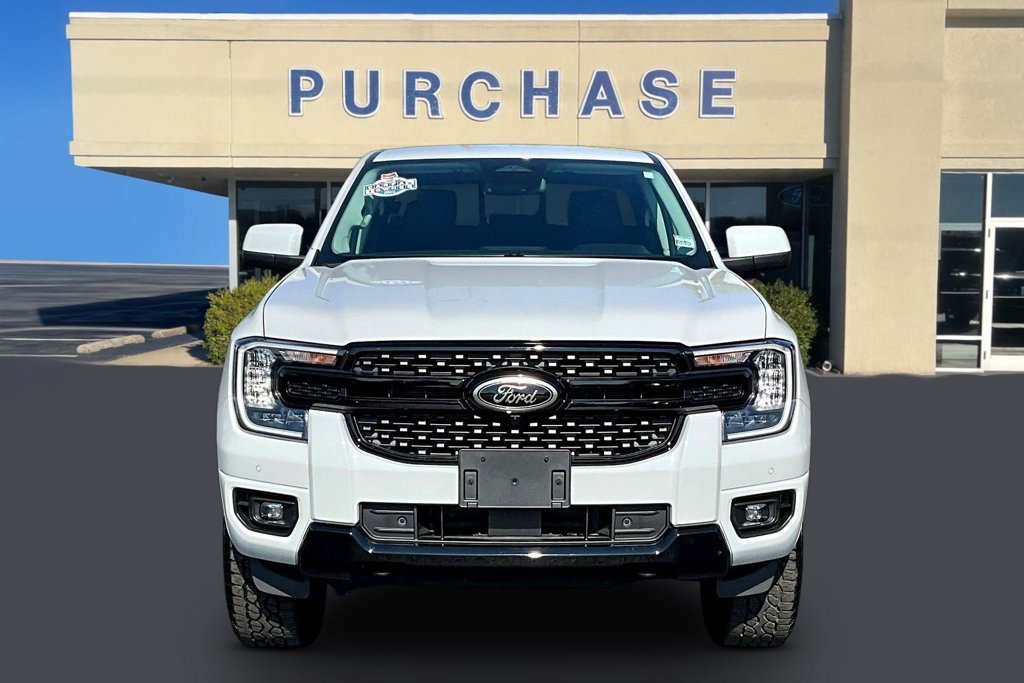 Used 2026 Ford Ranger Lariat w/ FX4 Off-Road Package AWD/4WD image 2