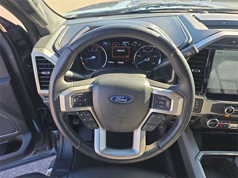 Used 2022 Ford F250 Lariat w/ Chrome Package image 29