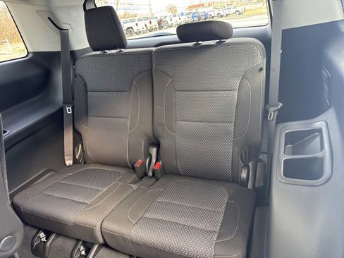 Used 2023 GMC Acadia SLE w/ Driver Convenience Package image 26