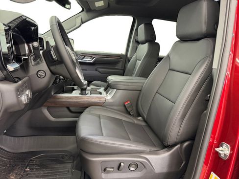 New 2026 GMC Sierra 1500 SLT w/ SLT Premium Plus Package AWD/4WD image 9