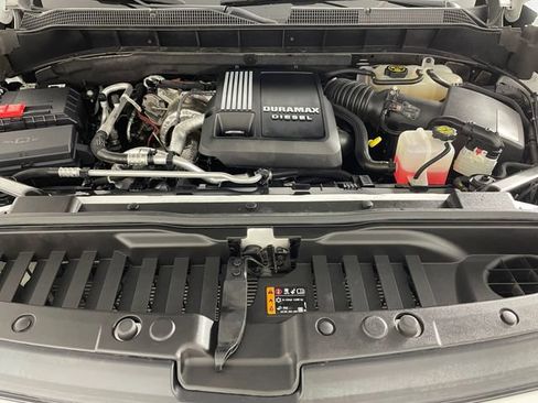 Certified 2023 Chevrolet Silverado 1500 RST w/ LPO, Dark Essentials Package AWD/4WD image 19