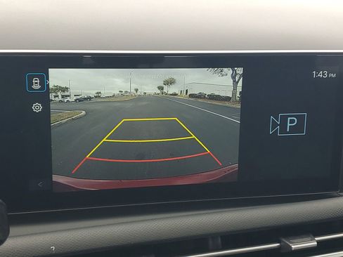 Used 2025 Hyundai Tucson SE FWD image 22