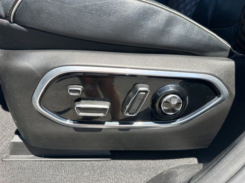 Used 2022 Jeep Grand Cherokee Summit RWD image 34