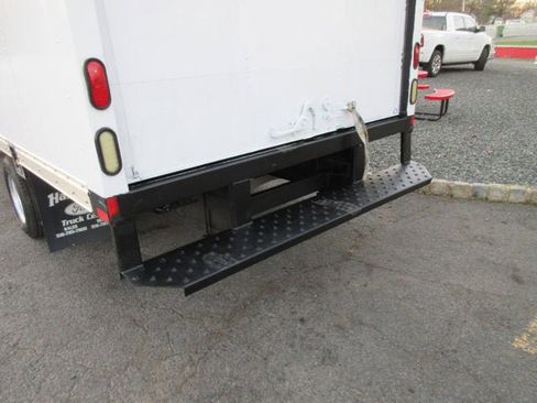 Used 2012 Ford E-350 and Econoline 350 Super Duty w/ PWR Locks & Windows Group RWD image 33