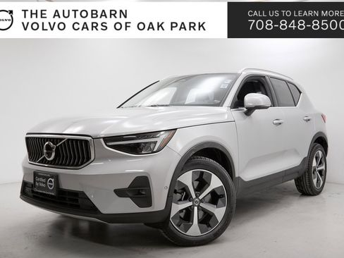 Used 2023 Volvo XC40 B5 Ultimate w/ Protection Package Premier image 1