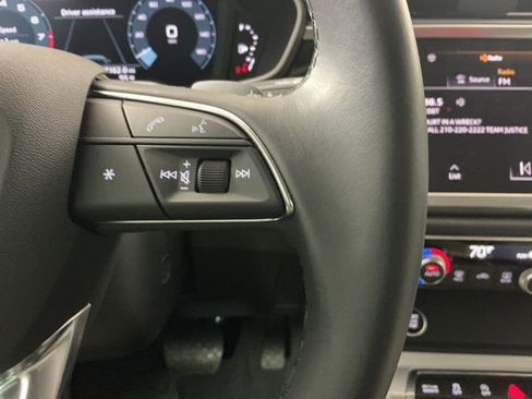 Used 2024 Audi Q3 2.0T Premium image 14