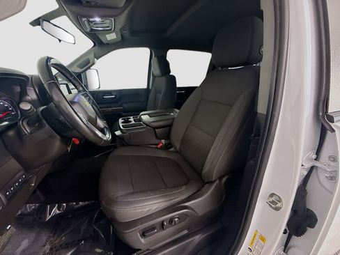 Used 2023 Chevrolet Silverado 2500 LT image 21