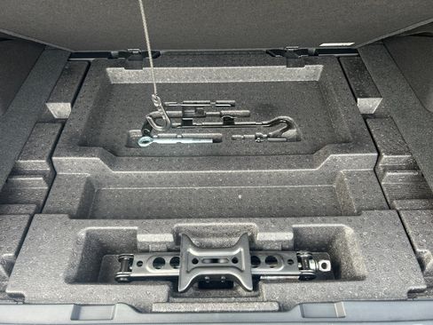 Used 2021 Subaru Outback Limited image 36