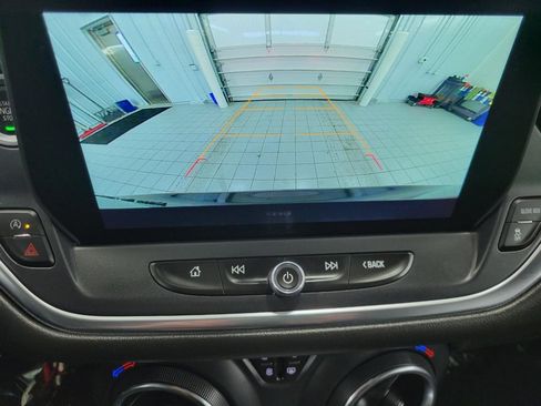 Used 2023 Chevrolet Blazer LT w/ Convenience Package image 14