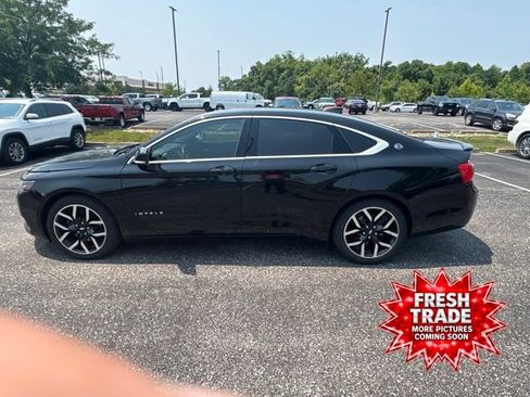 Used 2015 Chevrolet Impala LT w/ Convenience Package FWD image 1