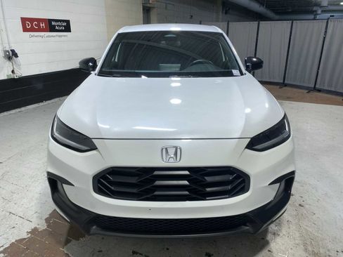 Used 2025 Honda HR-V Sport image 6