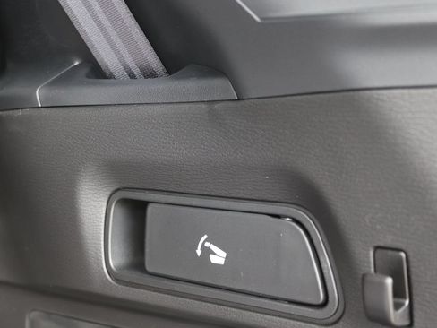 New 2026 Mitsubishi Outlander LE AWD/4WD image 13