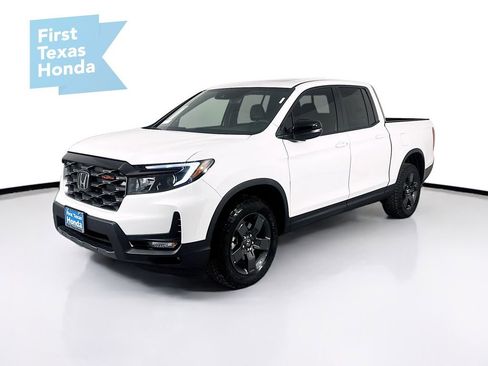 New 2026 Honda Ridgeline TrailSport image 3