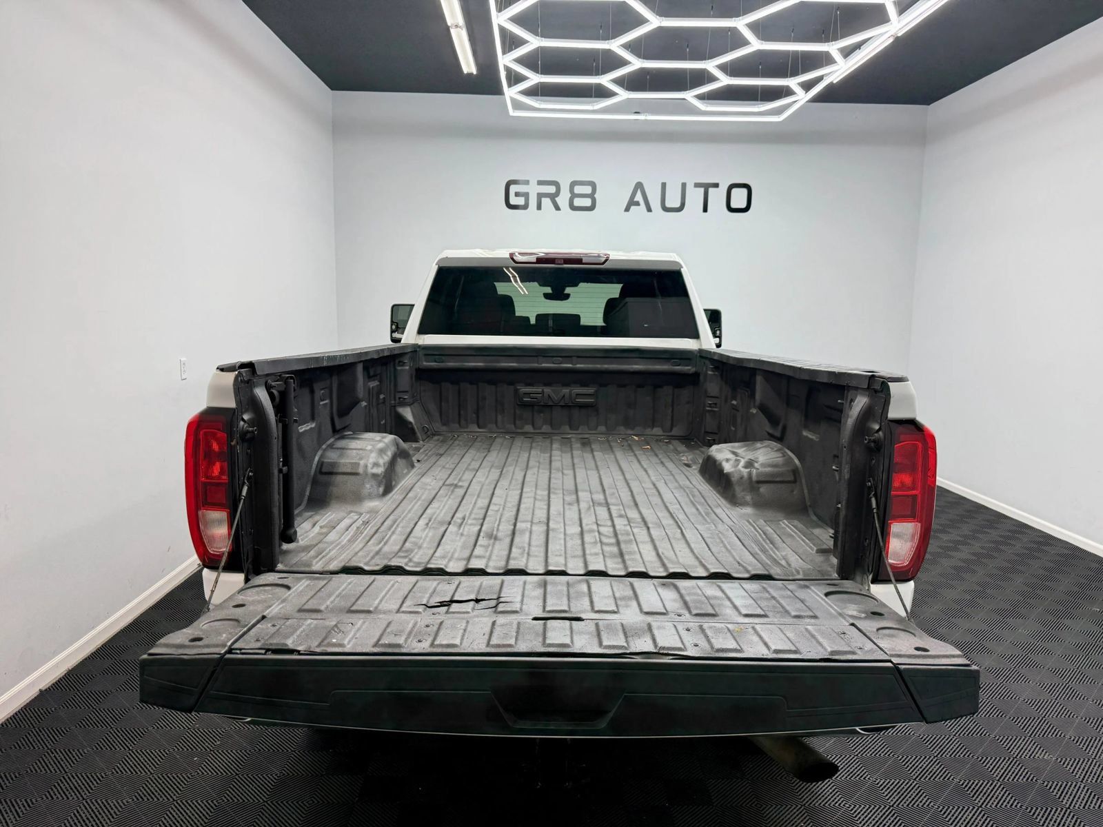 Used 2020 GMC Sierra 3500 4x4 Double Cab w/ Convenience Package image 7