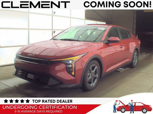 Used 2025 Kia K4 LXS image 1