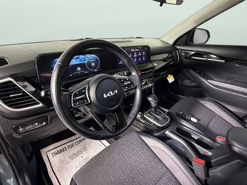 Used 2024 Kia Seltos S FWD image 18